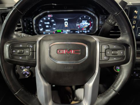 Used 2024 GMC Sierra 3500 SLE image 9