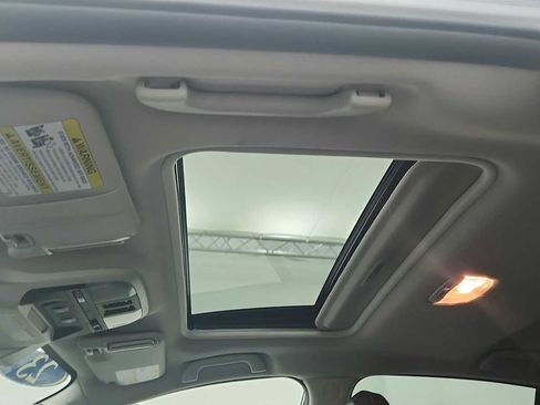 Certified 2023 Subaru Crosstrek 2.5i Limited w/ Moonroof Package AWD/4WD image 9