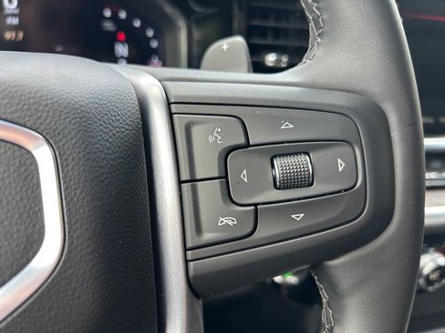 Used 2025 GMC Sierra 1500 SLT w/ SLT Premium Package image 31