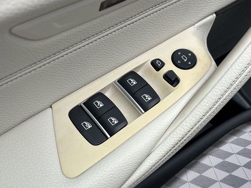 Certified 2023 BMW 530i xDrive w/ Premium Package AWD/4WD image 20