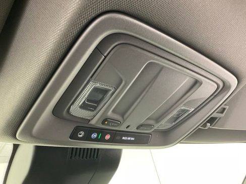 Used 2022 Chevrolet Silverado 1500 LT image 24