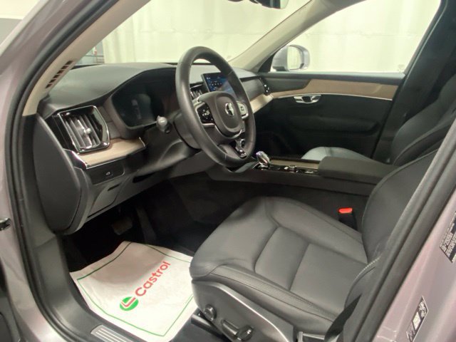 Certified 2026 Volvo XC90 B5 Plus AWD/4WD image 10