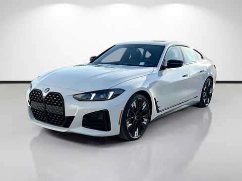 New 2026 BMW 430i w/ M Sport Package RWD image 7
