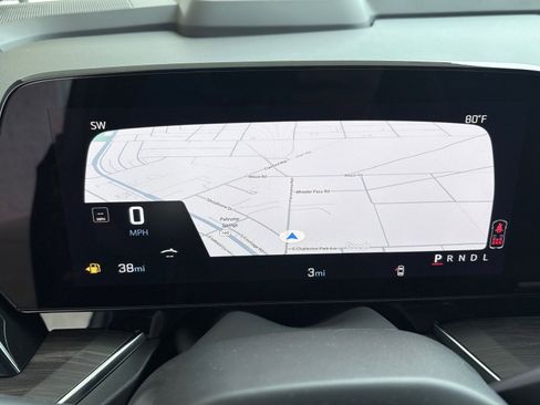 New 2025 Chevrolet Suburban LS image 9