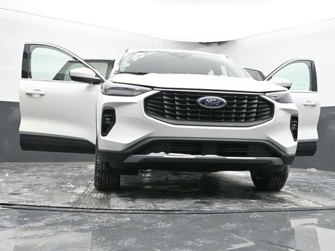 New 2026 Ford Escape Base w/ Class II Trailer Tow Package image 68