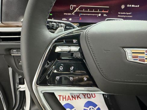 Used 2025 Cadillac Escalade Sport Platinum w/ LPO, ONYX Package image 17