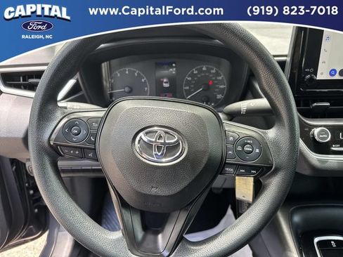 Used 2024 Toyota Corolla LE FWD image 24
