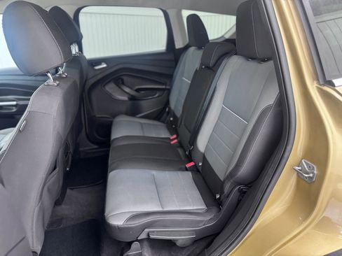 Used 2014 Ford Escape SE image 12