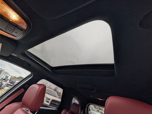 Used 2023 Dodge Durango SRT Hellcat image 36