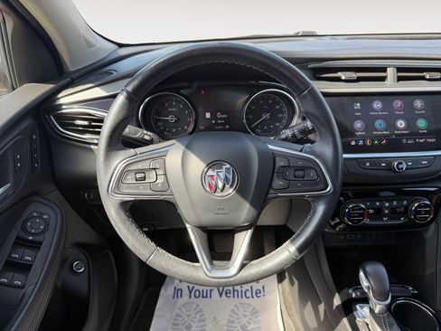 Used 2020 Buick Encore GX Essence w/ Experience Buick Package AWD/4WD image 12