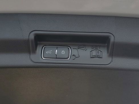 New 2026 Ford Explorer Active w/ Active Comfort Package AWD/4WD image 8