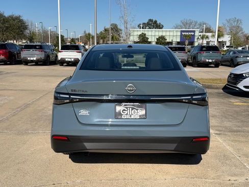 New 2026 Nissan Sentra SV FWD image 4