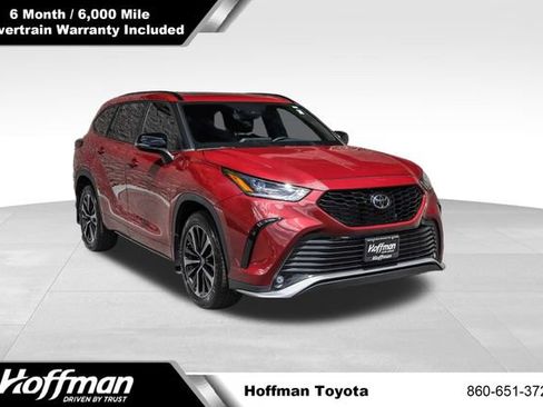 Used 2022 Toyota Highlander XSE AWD/4WD image 1