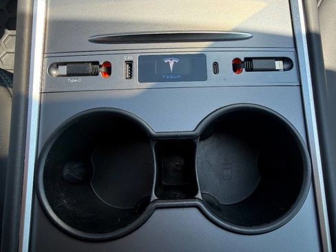 Used 2023 Tesla Model 3 Standard Range RWD image 17