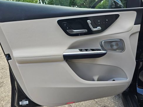 Certified 2026 Mercedes-Benz GLC 300 4MATIC image 9