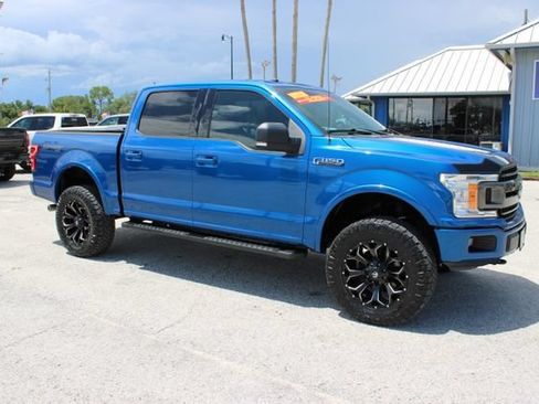 Used 2018 Ford F150 XLT w/ Equipment Group 301A Mid AWD/4WD image 15