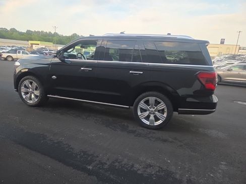 Used 2022 Ford Expedition King Ranch AWD/4WD image 8