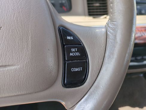 Used 2004 Mercury Grand Marquis LS RWD image 19