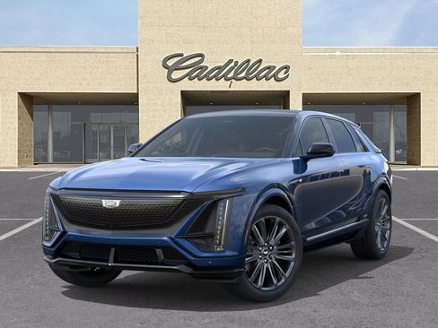 New 2026 Cadillac Lyriq V AWD/4WD image 6