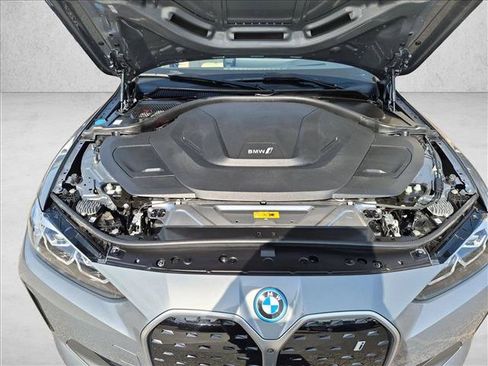 Used 2024 BMW i4 eDrive40 w/ Premium Package RWD image 23