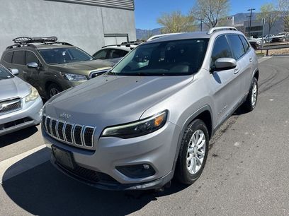 Used 2019 Jeep Cherokee Latitude w/ Popular Appearance Group