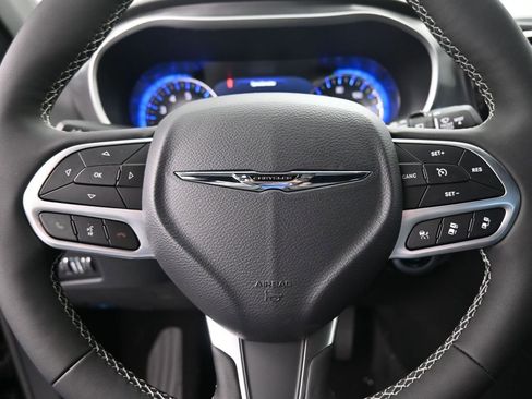 New 2026 Chrysler Voyager LX image 23