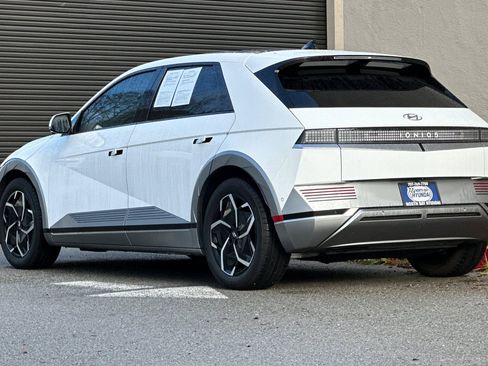 Used 2024 Hyundai Ioniq 5 Limited image 6