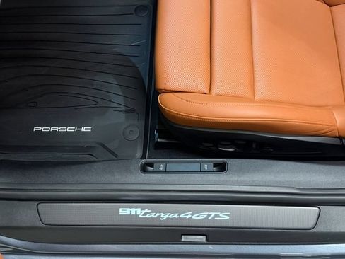 Certified 2026 Porsche 911 Targa 4 GTS AWD/4WD image 32