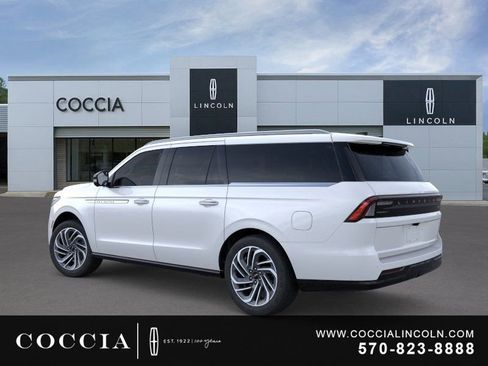 New 2026 Lincoln Navigator L Reserve AWD/4WD image 4