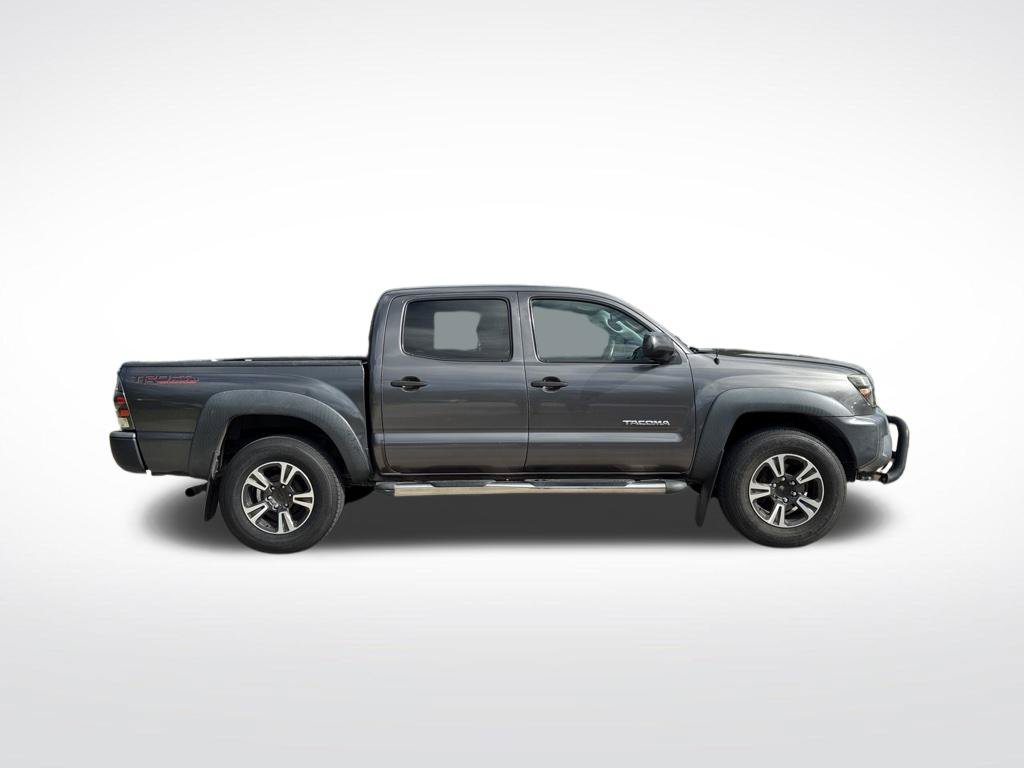 Used 2015 Toyota Tacoma PreRunner w/ Convenience Package RWD image 4
