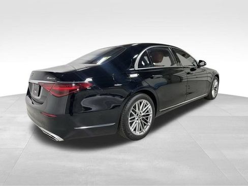 Used 2021 Mercedes-Benz S 580 4MATIC Sedan image 5