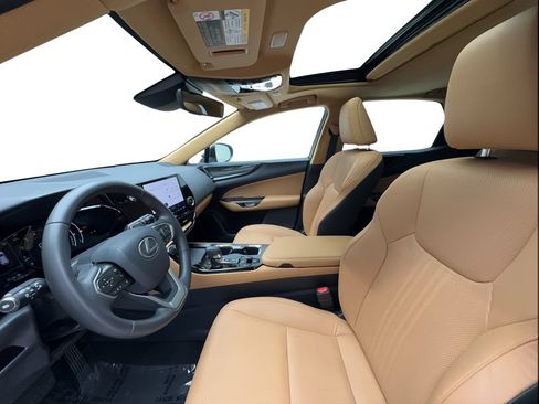 Used 2024 Lexus NX 250 FWD image 20