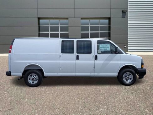 New 2026 GMC Savana 2500 Extended w/ Safety Package RWD image 4