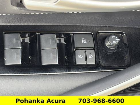 Used 2025 Toyota Corolla XSE FWD image 19