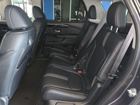 Used 2023 Honda Pilot EX-L image 22