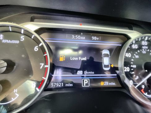 Used 2022 Nissan Sentra SV w/ Trunk Package FWD image 12