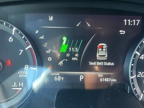 Used 2021 Toyota Highlander Limited image 11