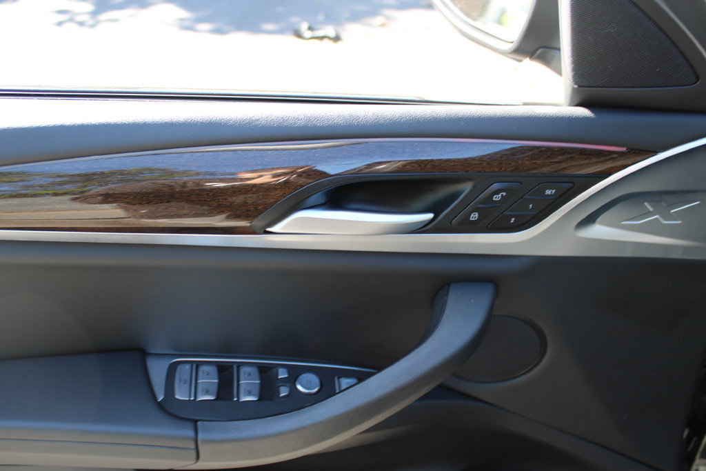 Used 2023 BMW X4 xDrive30i AWD/4WD image 13