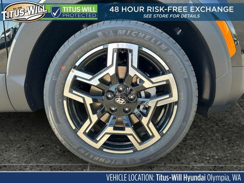 New 2025 Hyundai Santa Cruz Limited image 9