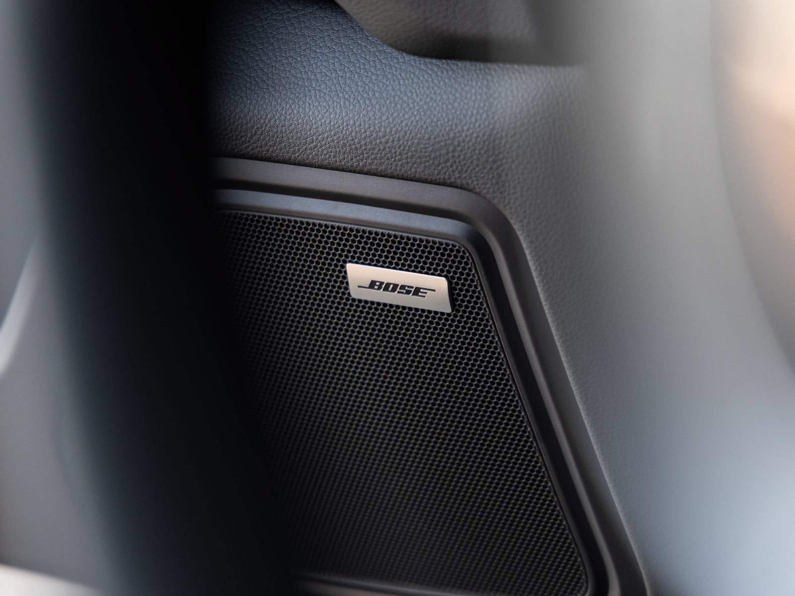 Certified 2026 Porsche Macan S AWD/4WD image 22