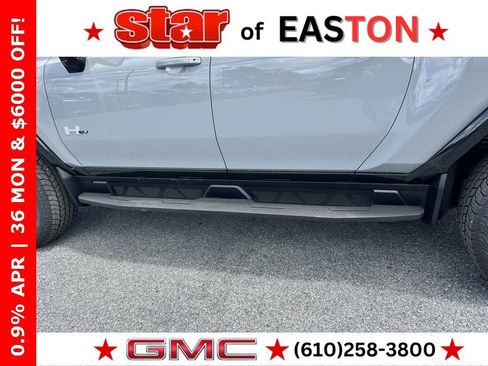 New 2026 GMC Hummer EV 4x4 Crew Cab w/ LPO, Sport Package image 30