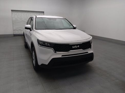 Used 2022 Kia Sorento LX AWD/4WD image 14