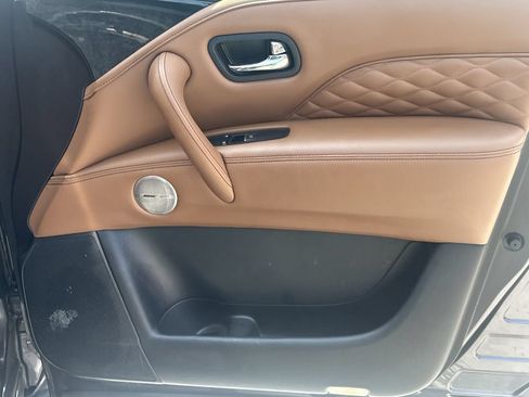 Used 2023 INFINITI QX80 Sensory w/ Cargo Package AWD/4WD image 13