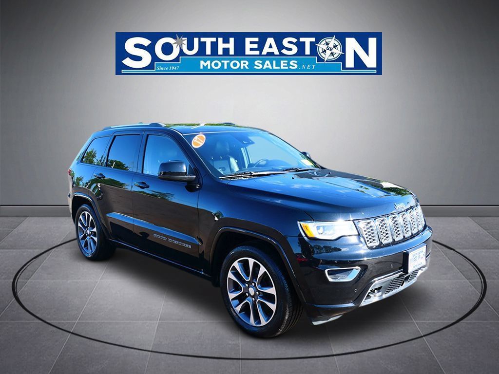 Used 2017 Jeep Grand Cherokee Overland w/ Jeep Active Safety Group AWD/4WD image 2
