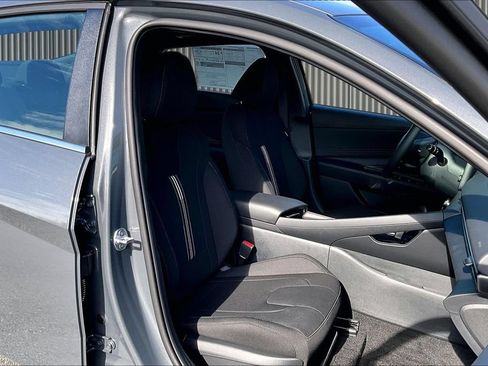 New 2026 Hyundai Elantra Sport FWD image 9