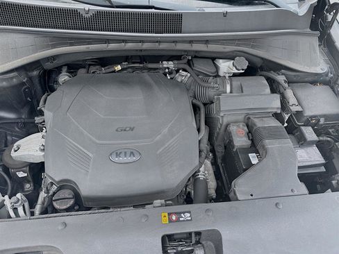 Used 2020 Kia Sorento S image 29