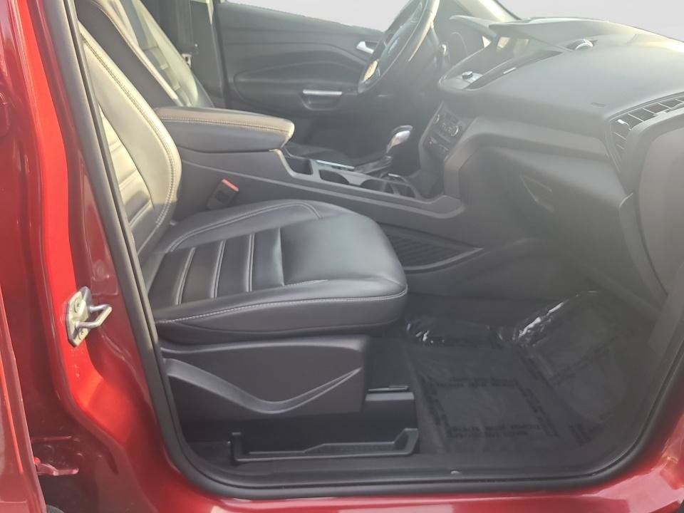 Used 2019 Ford Escape SEL FWD image 28
