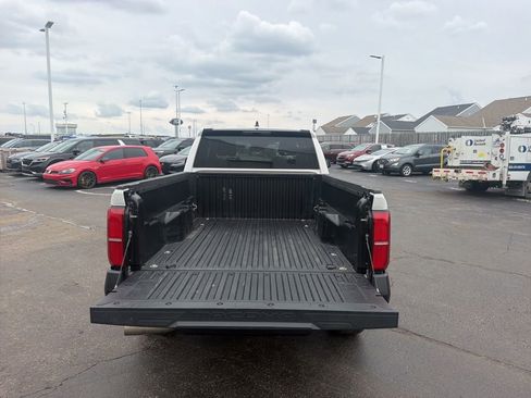 Used 2024 Toyota Tacoma SR RWD image 38