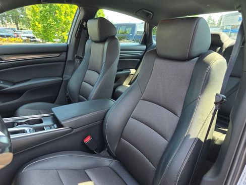Used 2020 Honda Accord Sport image 4