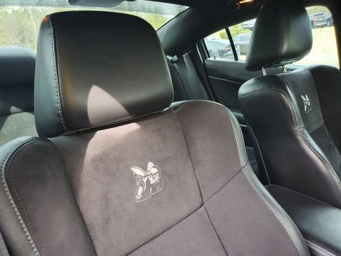 Used 2019 Dodge Charger Scat Pack w/ Plus Group image 23